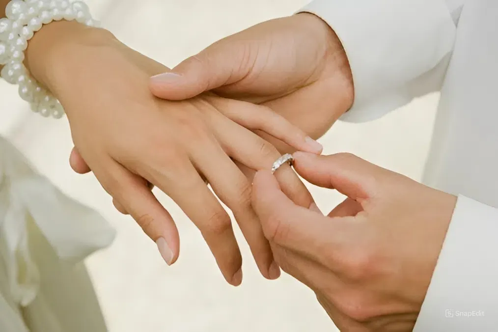 Những lợi ích bạn chưa biết khi đặt nhẫn cưới sớm