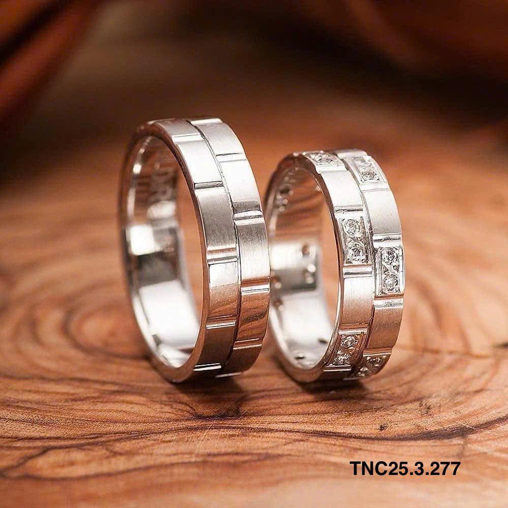 nhẫn kỷ niệm ng&agrave;y cưới đ&iacute;nh kim cương