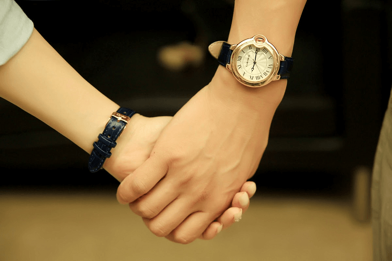 đồng hồ đeo tay đ&ocirc;i, qu&agrave; tặng bạn đời ng&agrave;y kỷ niệm cưới