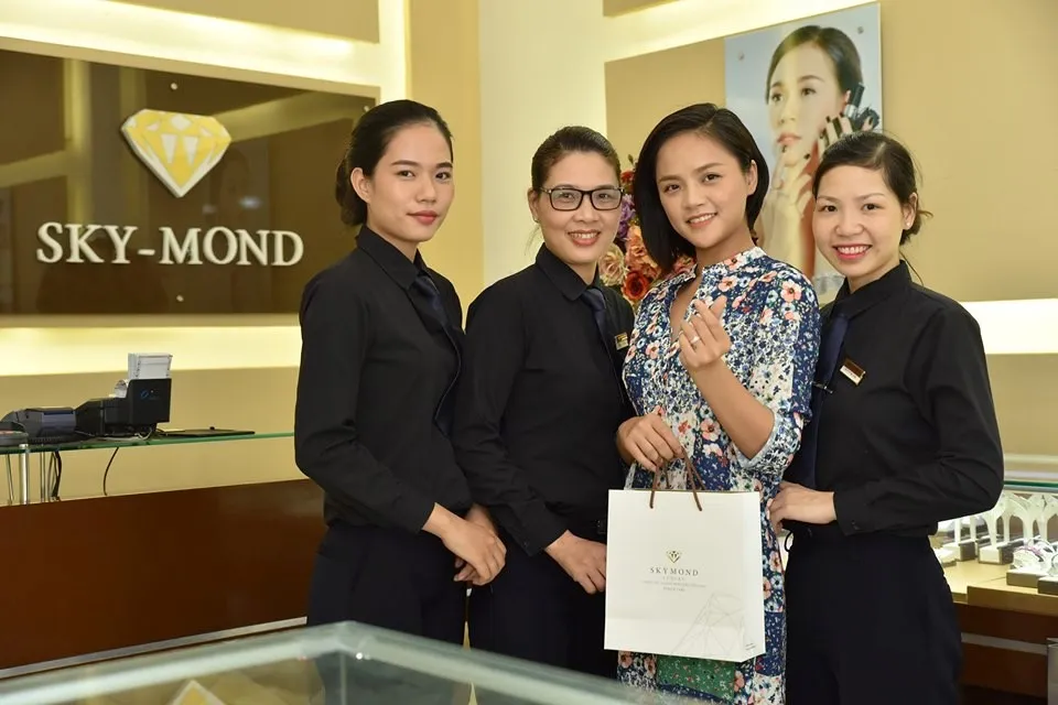 Ra mắt BST Trang sức Cupid Bond Of Love : Sắc trắng thời thượng lên ngôi tại khách sạn Lotte Hà Nội